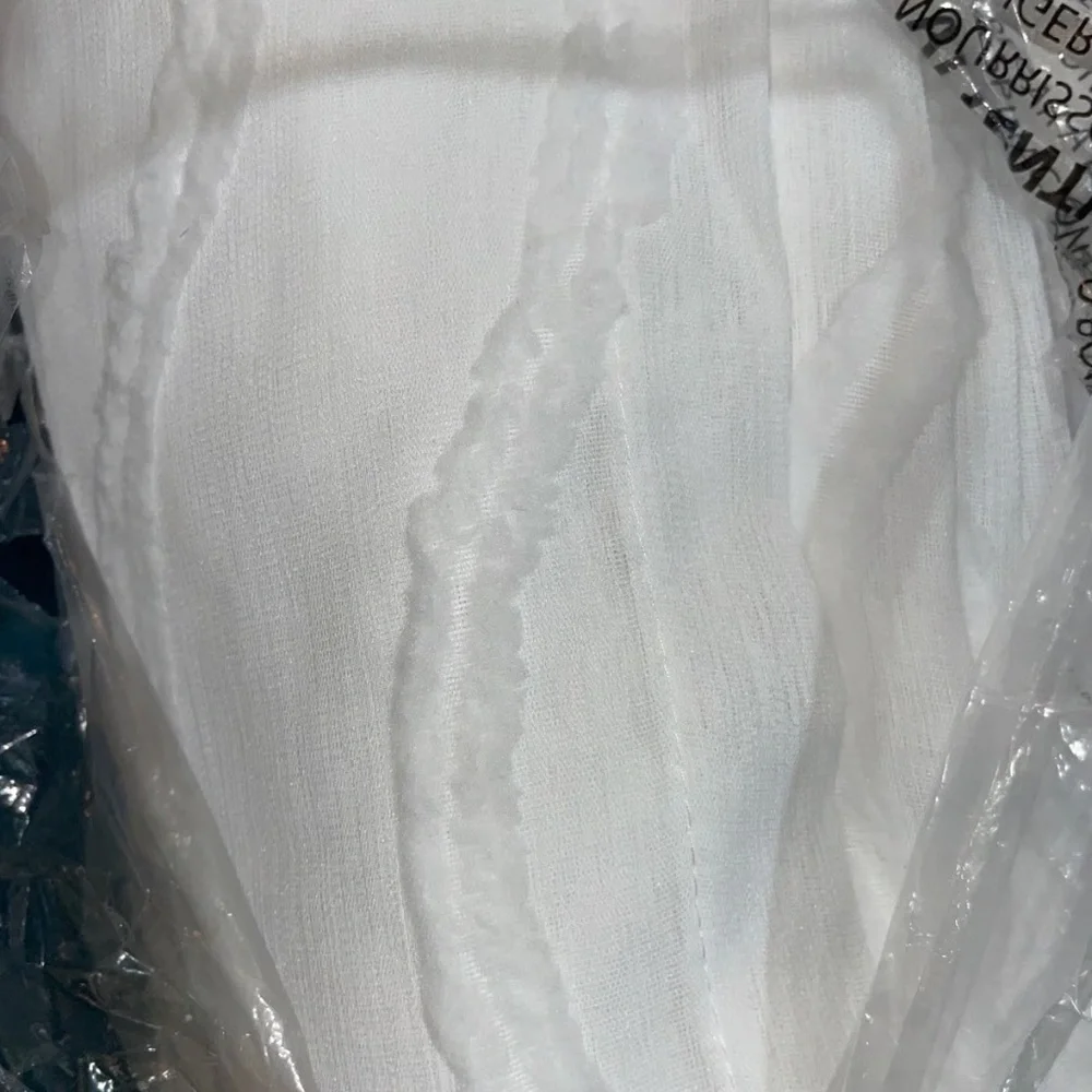 NEW Exclusive Home Belfast Woven Wave Embellished Sheer  White 54x84